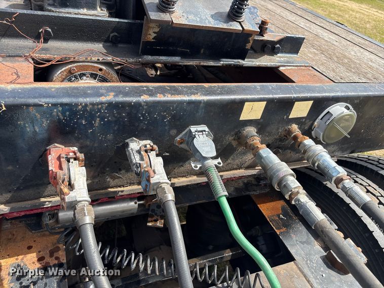 image for item NK9050 1999 Ledwell HT48102HT tilt deck hydraulic tail equipment trailer