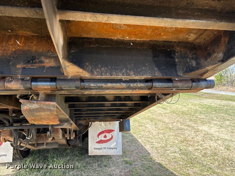 image for item NK9050 1999 Ledwell HT48102HT tilt deck hydraulic tail equipment trailer