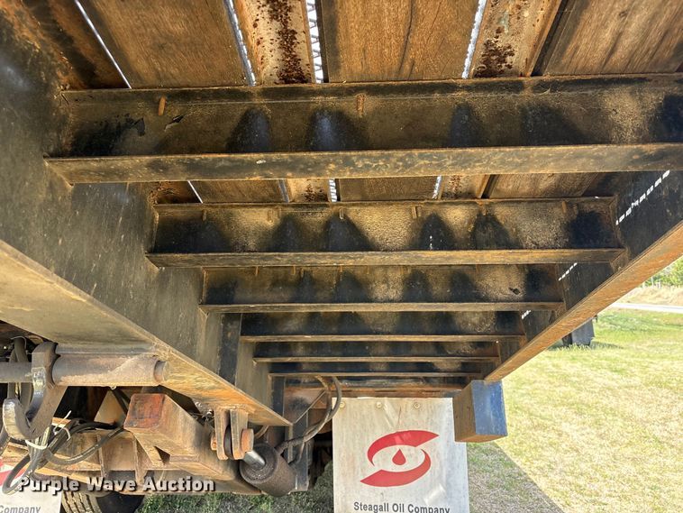 image for item NK9050 1999 Ledwell HT48102HT tilt deck hydraulic tail equipment trailer