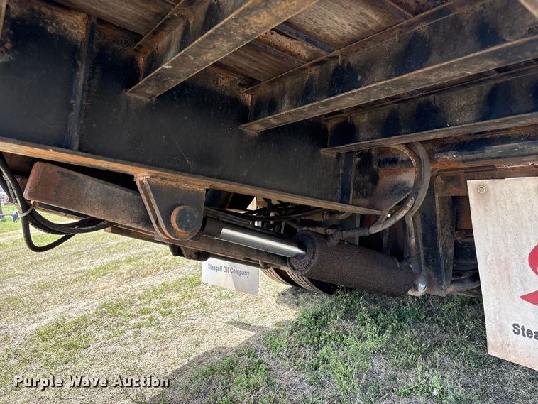 image for item NK9050 1999 Ledwell HT48102HT tilt deck hydraulic tail equipment trailer