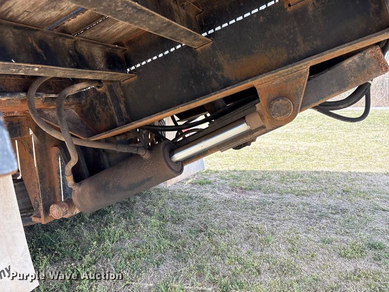 image for item NK9050 1999 Ledwell HT48102HT tilt deck hydraulic tail equipment trailer