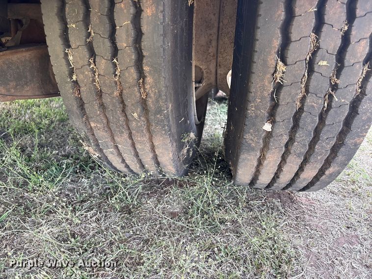 image for item NK9050 1999 Ledwell HT48102HT tilt deck hydraulic tail equipment trailer