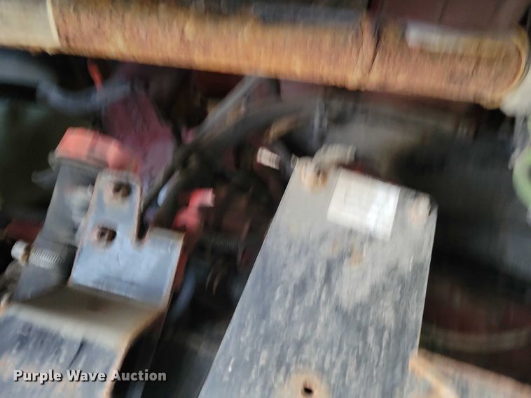 image for item NO9929 2015 Mack Pinnacle semi truck