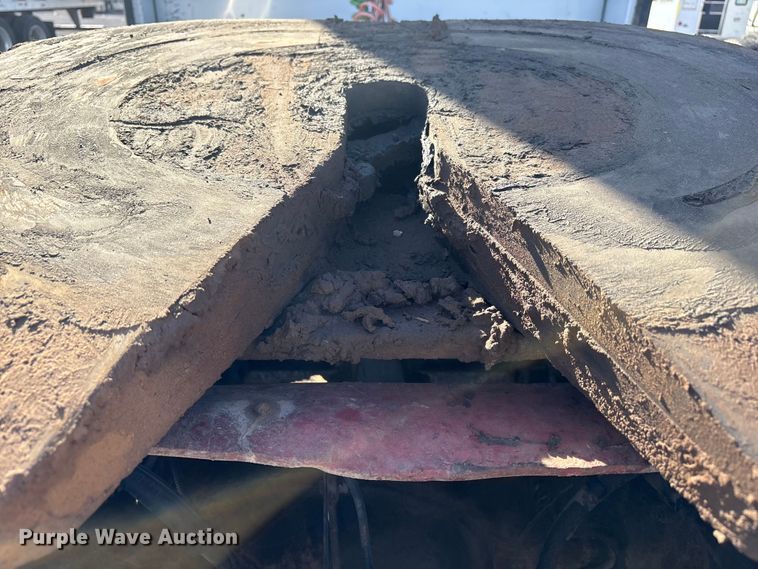 image for item YA1269 2002 Kenworth W900B semi truck