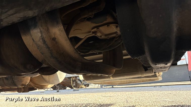 image for item YA1269 2002 Kenworth W900B semi truck