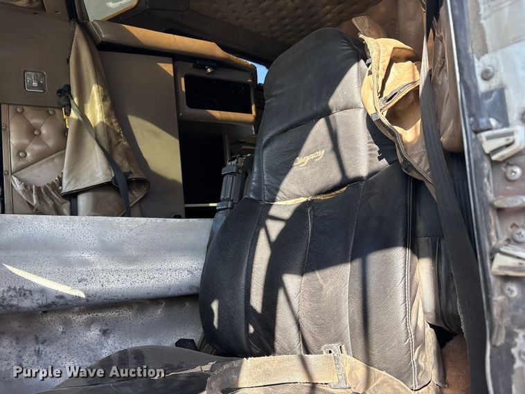 image for item YA1269 2002 Kenworth W900B semi truck