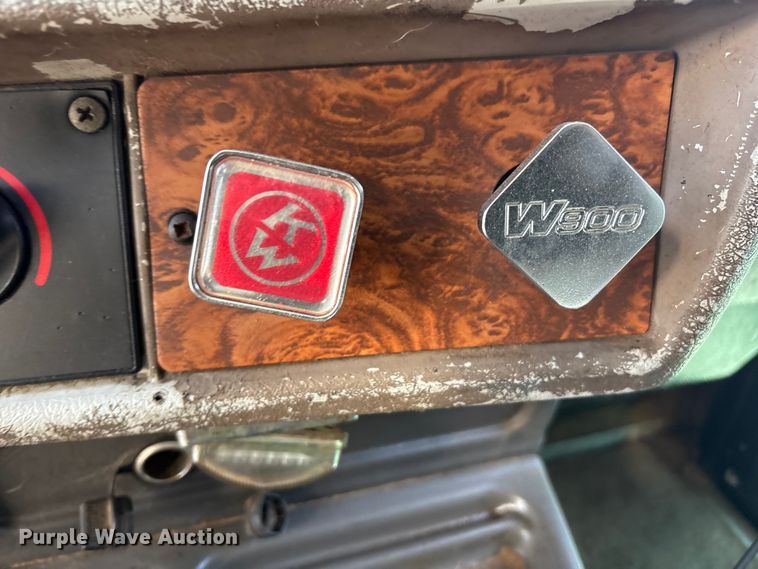 image for item YA1269 2002 Kenworth W900B semi truck