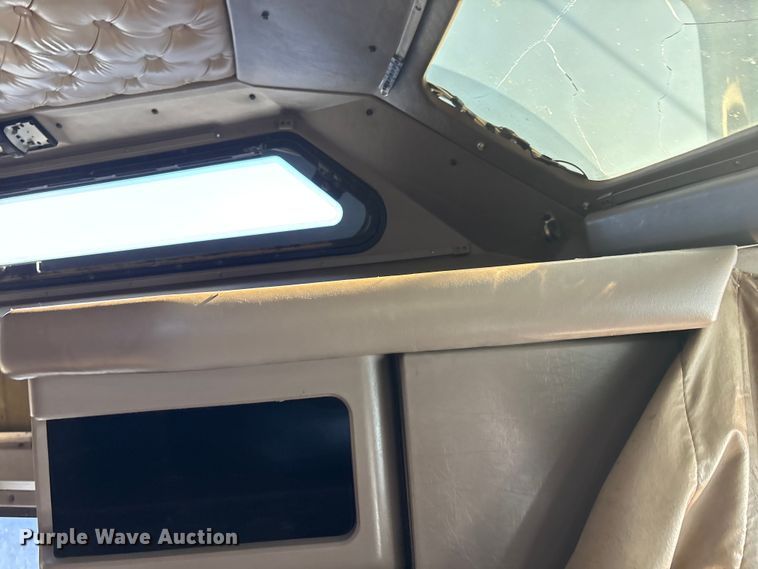 image for item YA1269 2002 Kenworth W900B semi truck