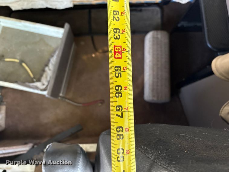 image for item YA1269 2002 Kenworth W900B semi truck