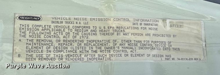 image for item YA1288 2014 Freightliner Cascadia semi truck