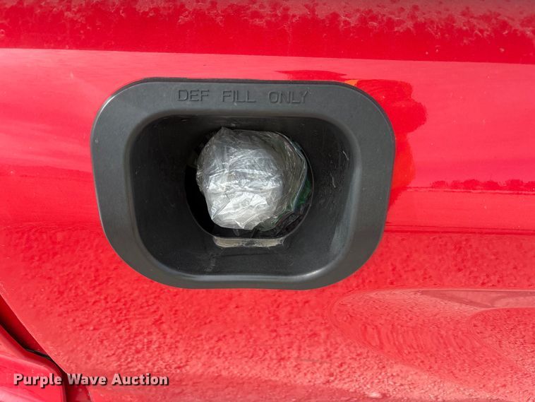 image for item YA1304 2019 Peterbilt 579 semi truck