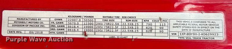 image for item YA1304 2019 Peterbilt 579 semi truck