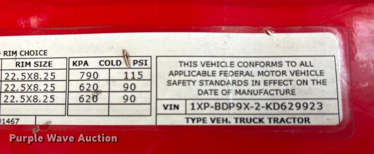 image for item YA1304 2019 Peterbilt 579 semi truck