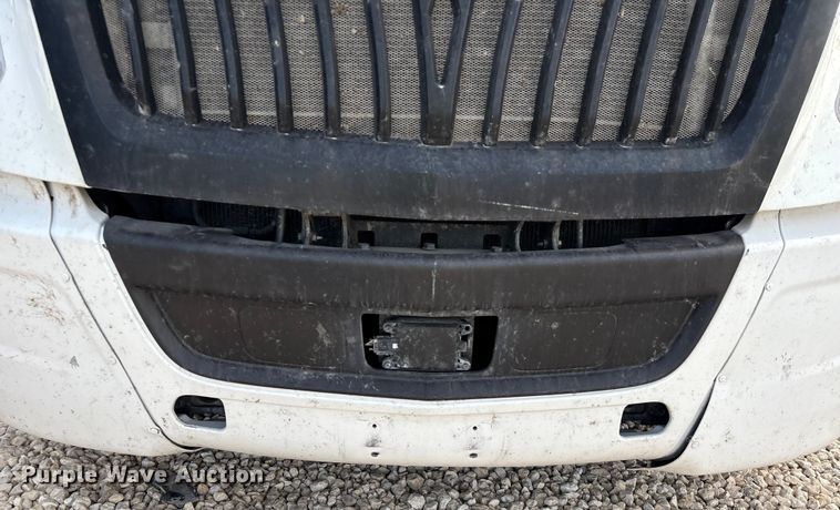 image for item YA1340 2019 International LT625 semi truck