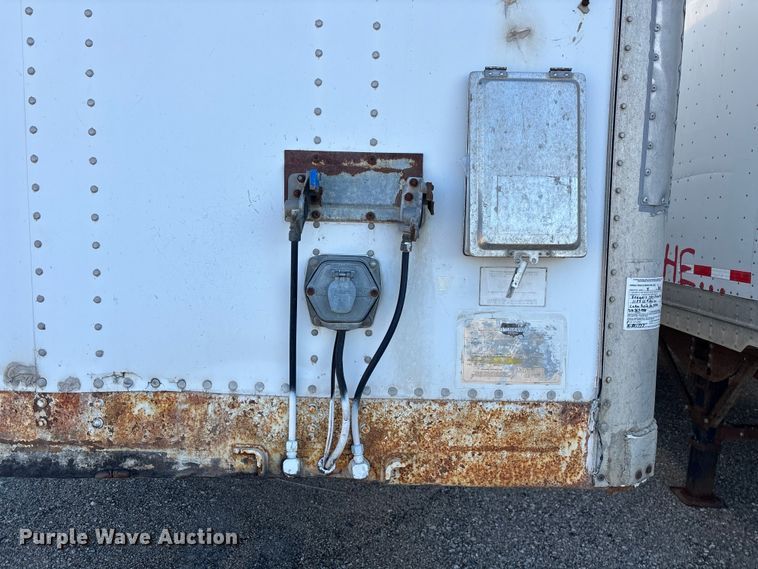 image for item YA1582 1995 Wabash dry van trailer