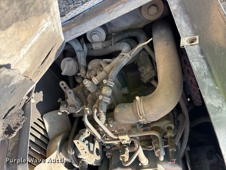 image for item YA1679 2015 Kenworth T680 semi truck