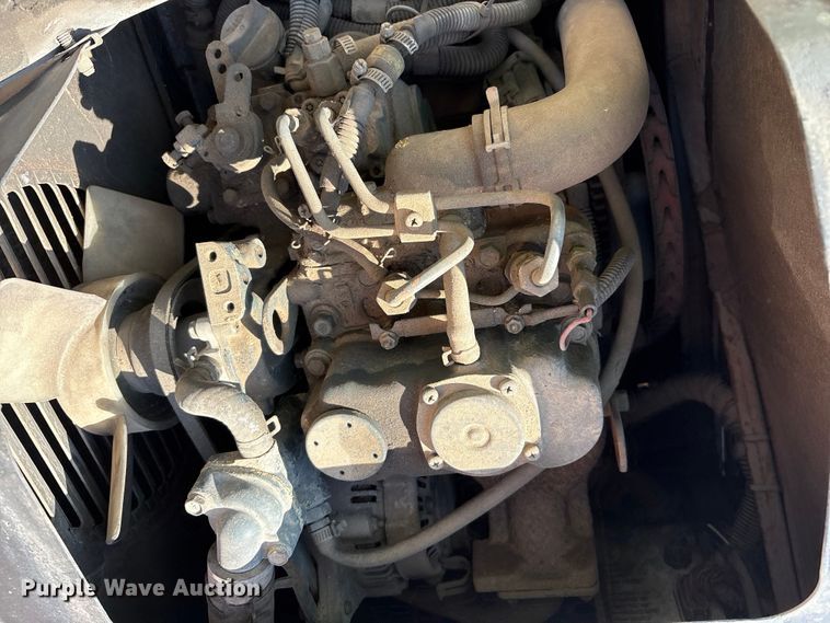 image for item YA1679 2015 Kenworth T680 semi truck