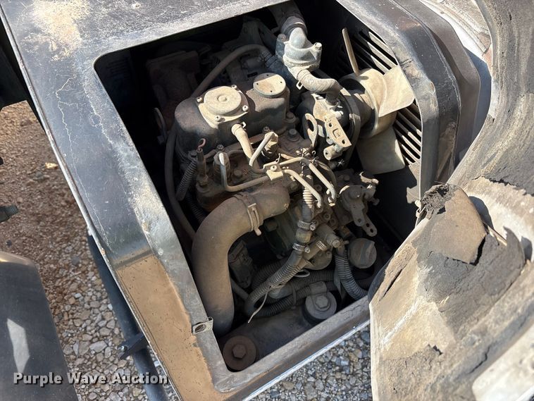 image for item YA1679 2015 Kenworth T680 semi truck