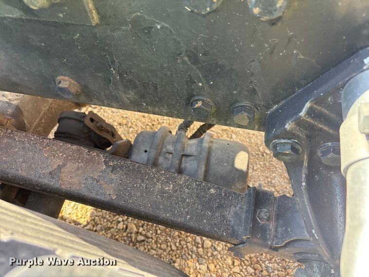 image for item YA1679 2015 Kenworth T680 semi truck