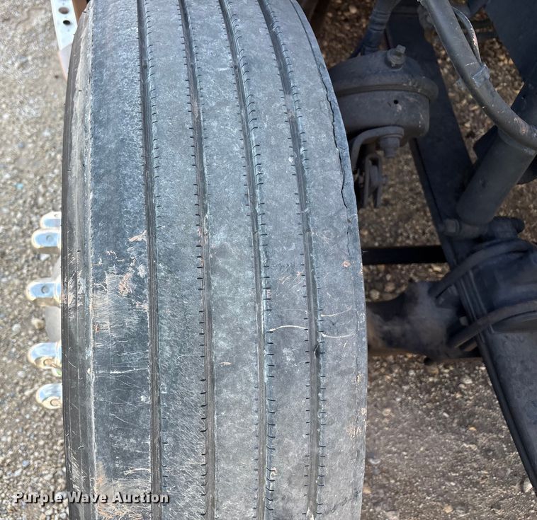 image for item YA1679 2015 Kenworth T680 semi truck