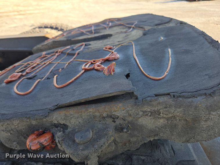 image for item YA1712 2017 Freightliner Cascadia semi truck