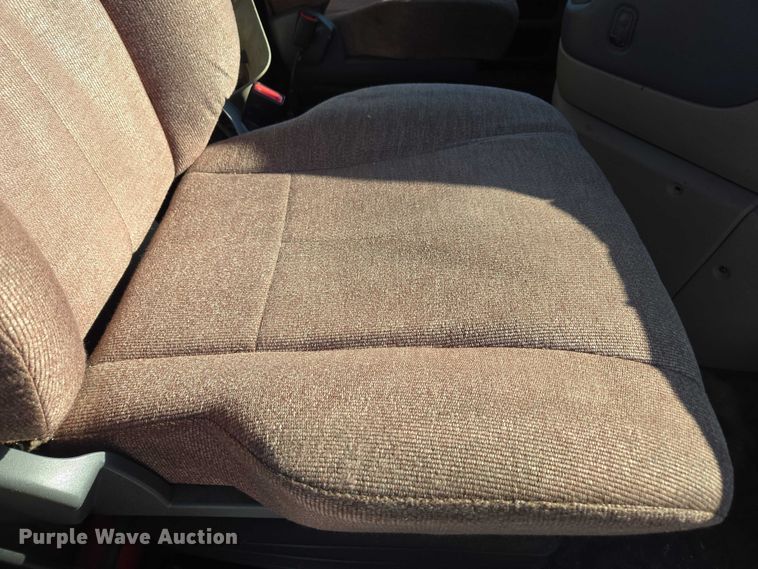 image for item YA1712 2017 Freightliner Cascadia semi truck