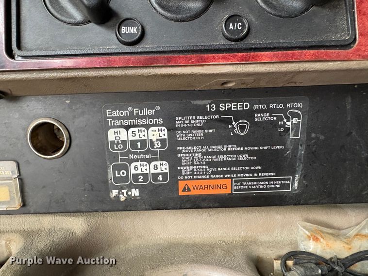 image for item YA1744 2005 International 9900i semi truck