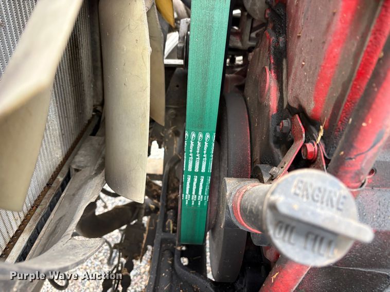 image for item YA1744 2005 International 9900i semi truck