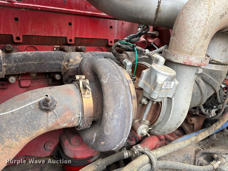 image for item YA1744 2005 International 9900i semi truck