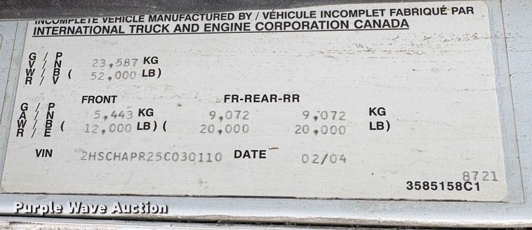 image for item YA1744 2005 International 9900i semi truck