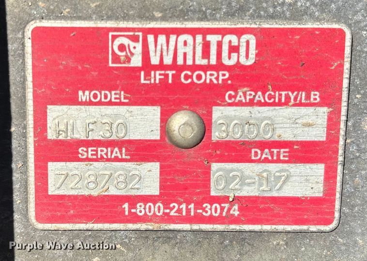 image for item YA1764 2018 International 4300 box truck