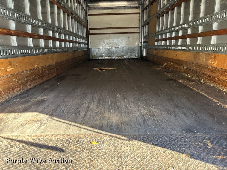 image for item YA1764 2018 International 4300 box truck