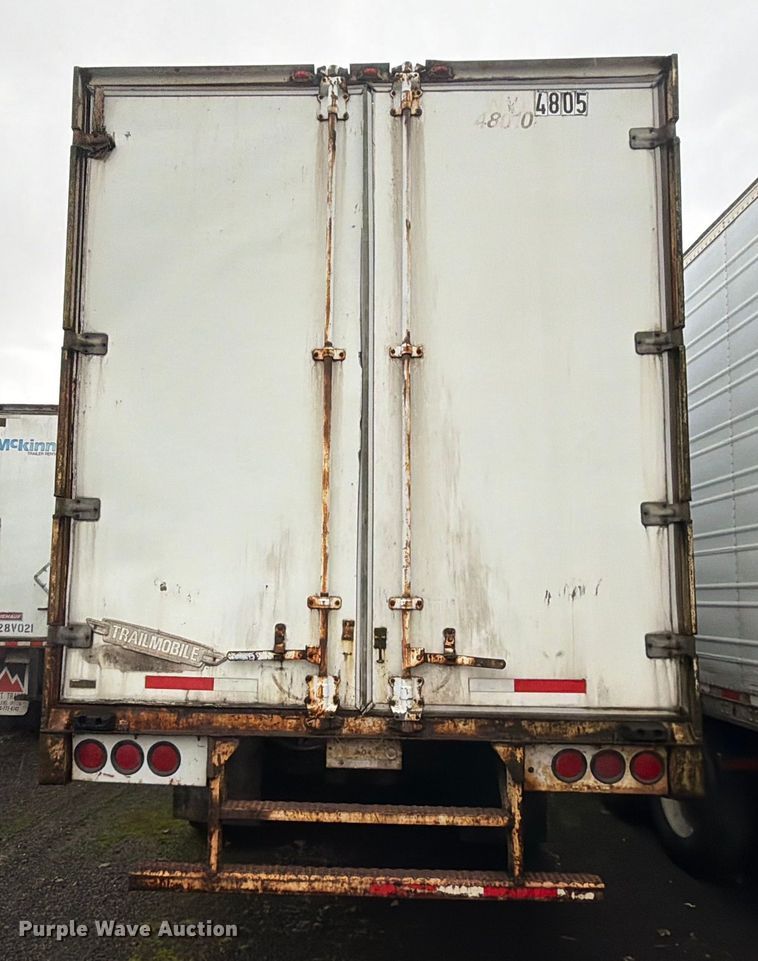 image for item YA1927 1985 Trailmobile 01AA-1SAL dry van trailer