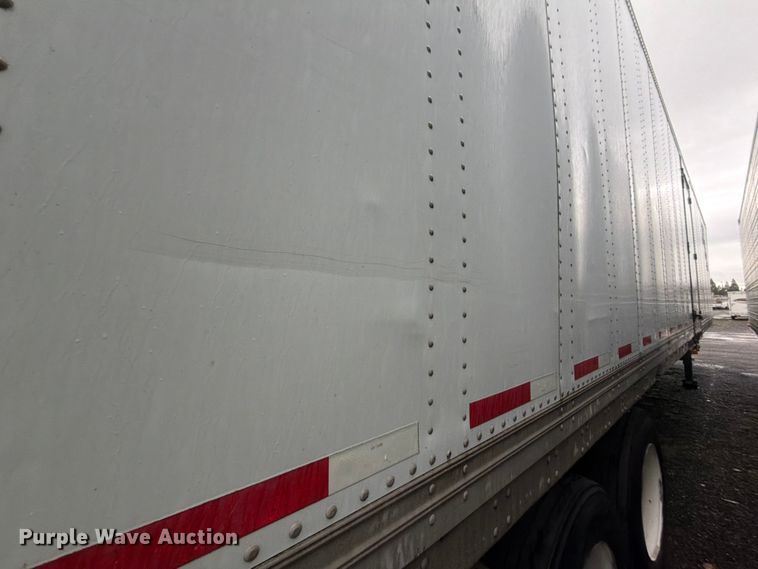 image for item YA1927 1985 Trailmobile 01AA-1SAL dry van trailer