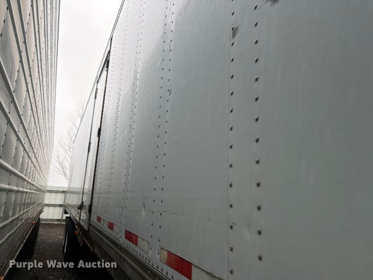 image for item YA1927 1985 Trailmobile 01AA-1SAL dry van trailer