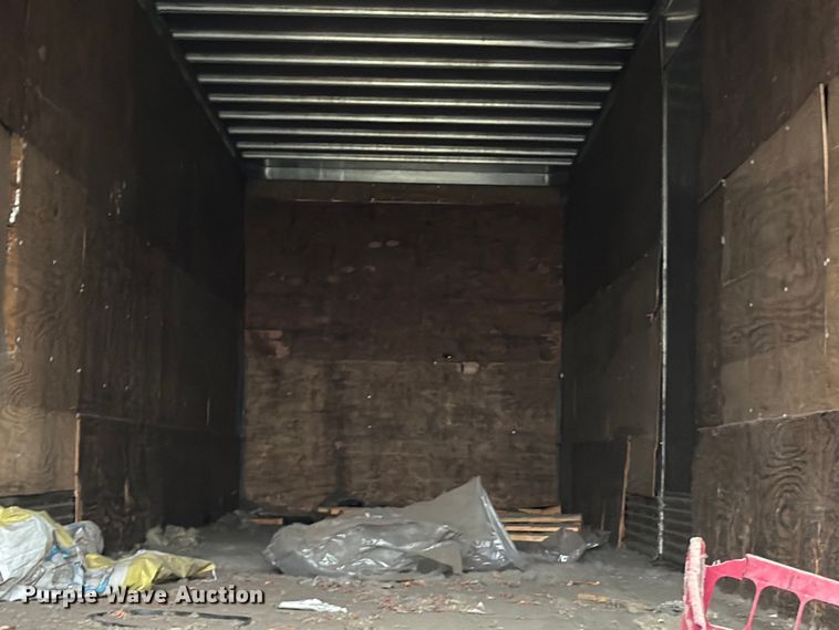 image for item YA1927 1985 Trailmobile 01AA-1SAL dry van trailer