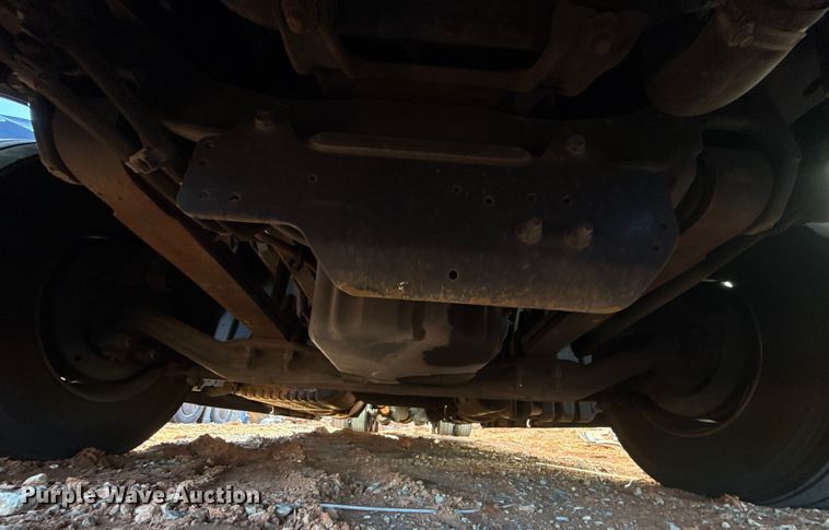 image for item YA2008 2018 Freightliner Cascadia semi truck