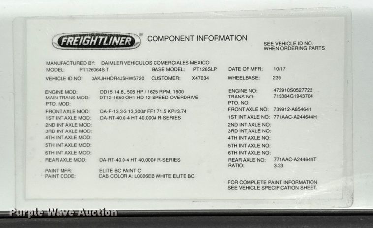 image for item YA2008 2018 Freightliner Cascadia semi truck