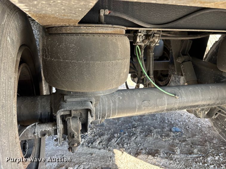 image for item YA2116 2023 Atro dry van trailer