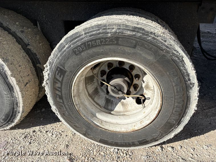 image for item YA2116 2023 Atro dry van trailer