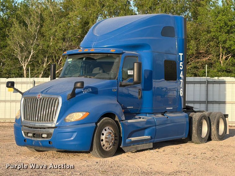 2018 International LT625