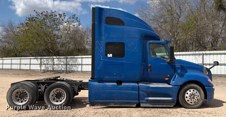 image for item YA2145 2018 International LT625 semi truck