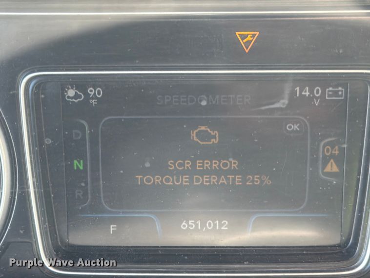 image for item YA2145 2018 International LT625 semi truck