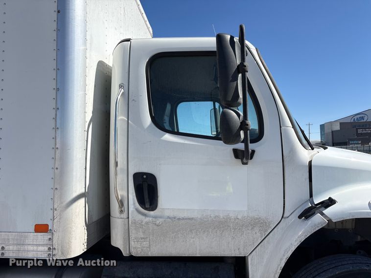 image for item YA2150 2019 Freightliner Business Class M2 box truck