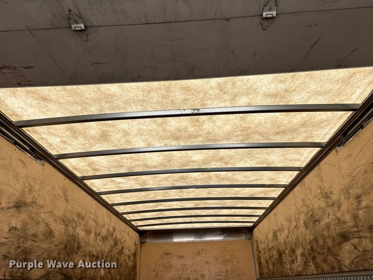 image for item YA2150 2019 Freightliner Business Class M2 box truck