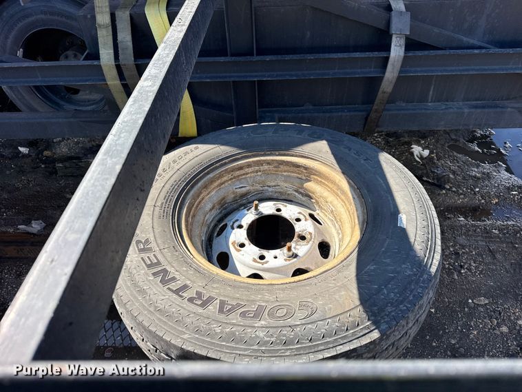 image for item YA2211 2023 Kaufman W50LP car carrier