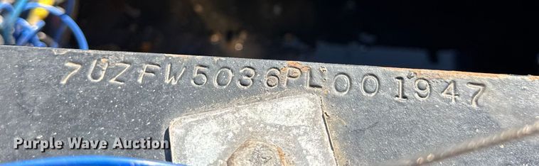 image for item YA2211 2023 Kaufman W50LP car carrier