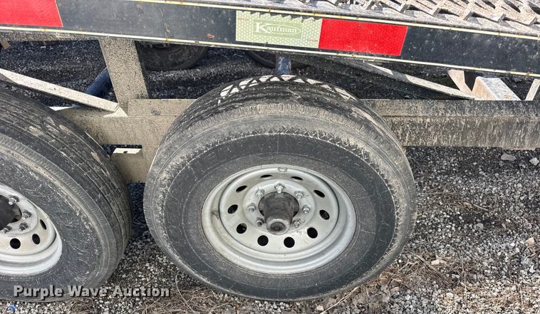 image for item YA2212 2023 Kaufman W50LP car carrier