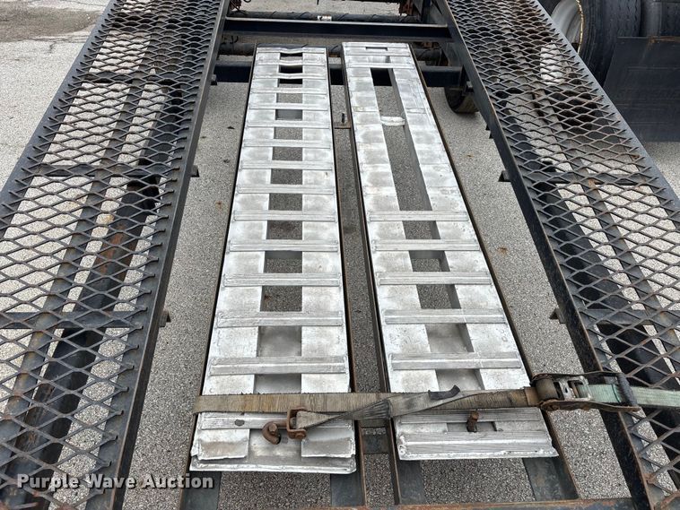 image for item YA2213 2023 Kaufman W50LP car carrier