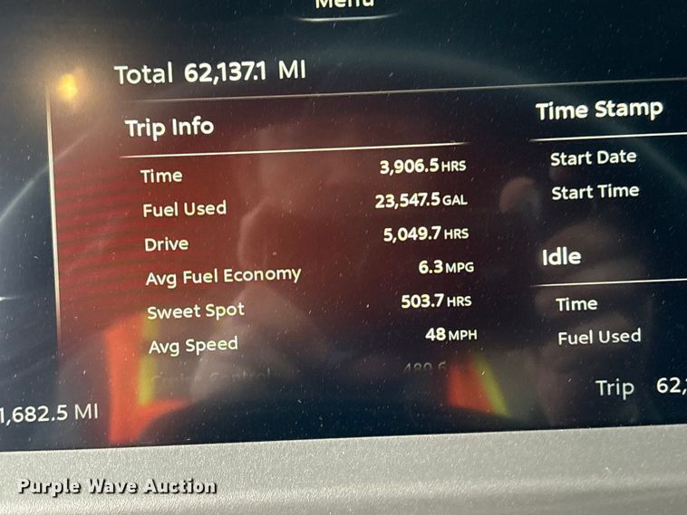 image for item YA2243 2023 Peterbilt 579 semi truck